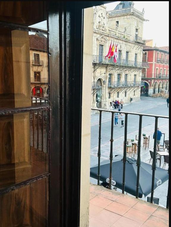 Arquitecto De La Vida- Plaza Mayor Леон Екстериор снимка