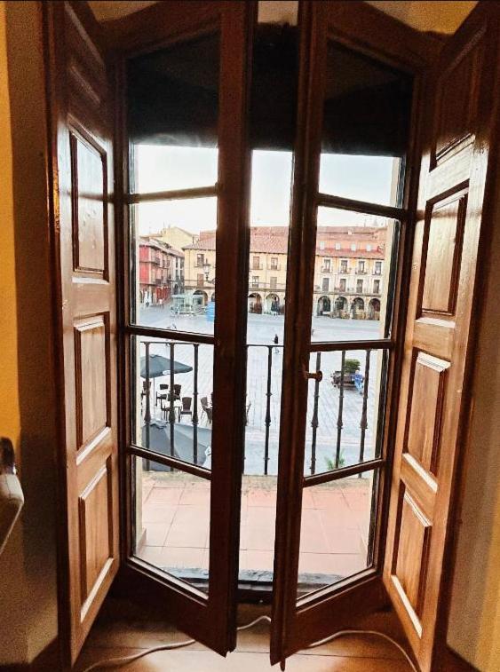 Arquitecto De La Vida- Plaza Mayor Леон Екстериор снимка